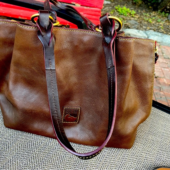 Dooney & Bourke | Bags | Dooney And Bourke Beautiful  display picture 1